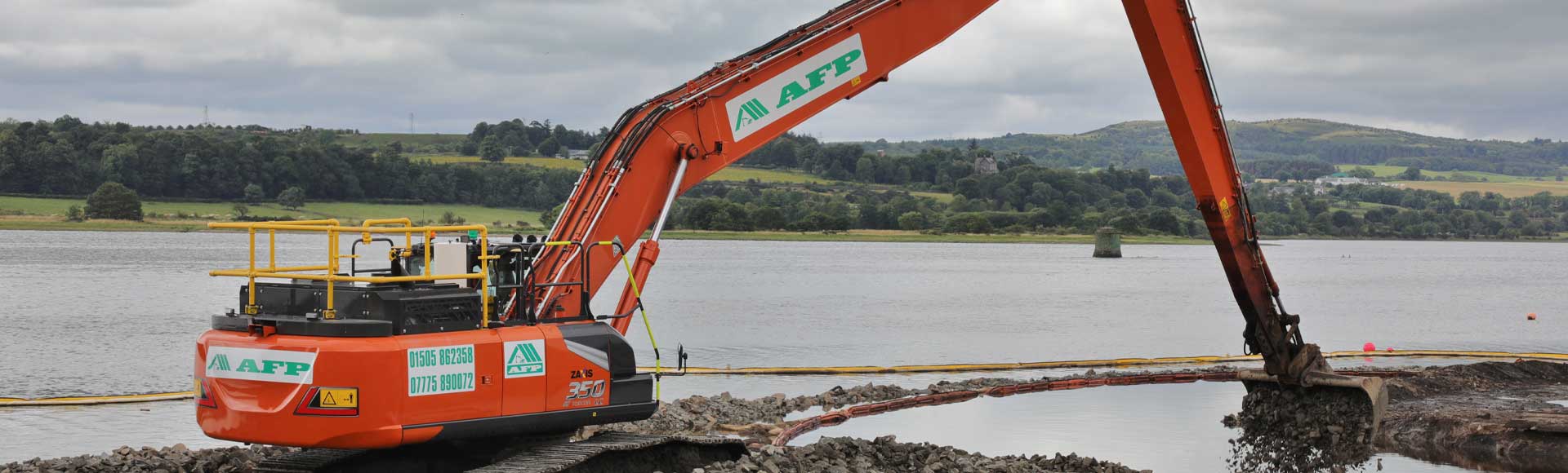 Hitachi ZX350LC Super long reach image 2