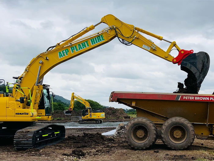 Komatsu PC290LCI image 3