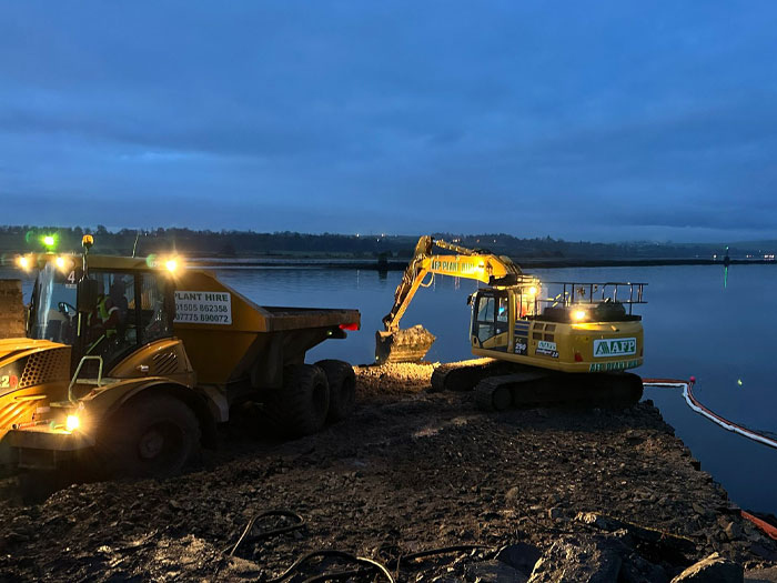 Komatsu PC290LCI image 5