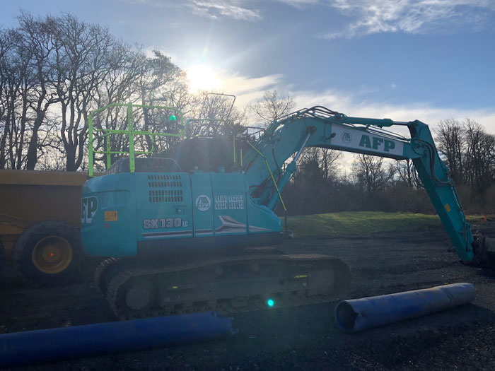 Kobelco SK130 LC image 4