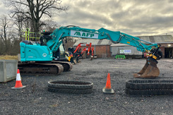 Kobelco SK140 SRLC (with Engcon)