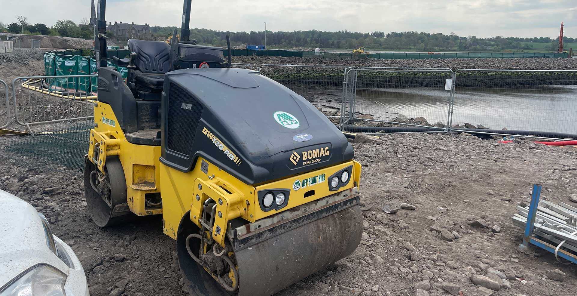 Bomag Ride on Roller 120 image 2