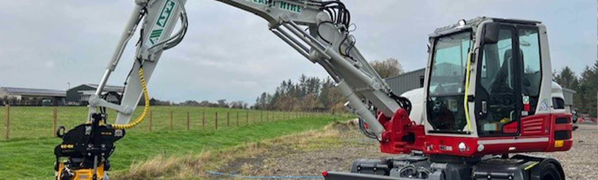 Takeuchi TB295W image 2