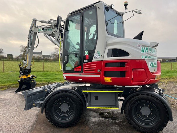 Takeuchi TB295W image 6